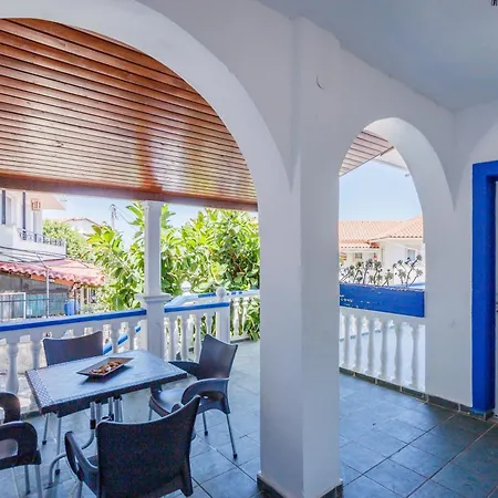 Velendzas Holidays 3* Αλυκανάς
