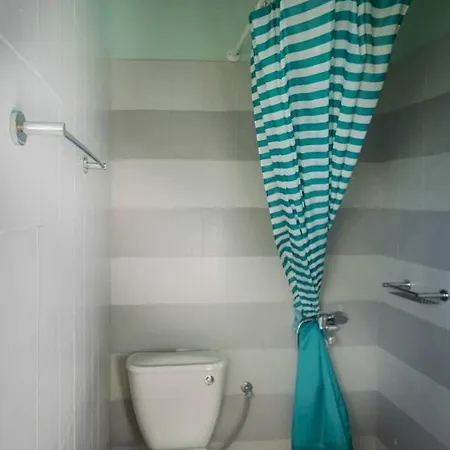 Velendzas Holidays Aparthotel