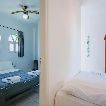 Velendzas Holidays 3*