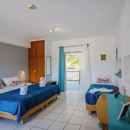 Velendzas Holidays 3*