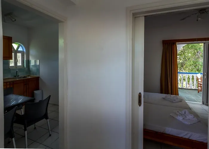 شقة فندقية Velendzas Holidays اليكاناس