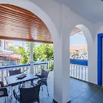Velendzas Holidays 3* اليكاناس