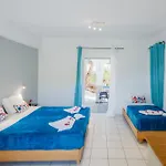 شقة فندقية Velendzas Holidays اليكاناس