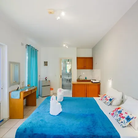 Апарт-отель Velendzas Holidays