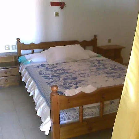 Апарт-отель Velendzas Holidays