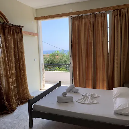 Velendzas Holidays Апарт-отель 3*